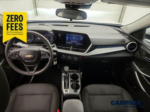 White 2025 Chevrolet Trax LT