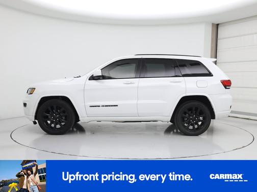 White 2017 Jeep Grand Cherokee Altitude