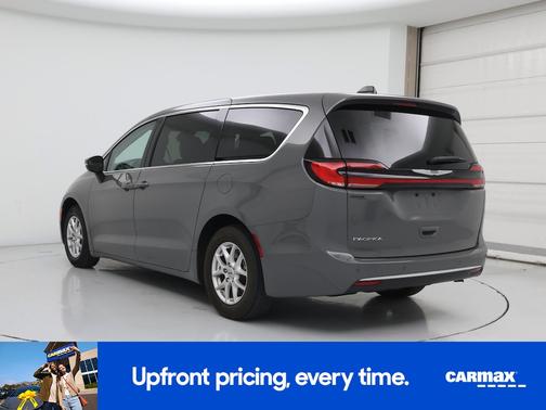 Gray 2023 Chrysler Pacifica Touring L