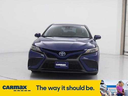 2023 Toyota Camry Hybrid SE