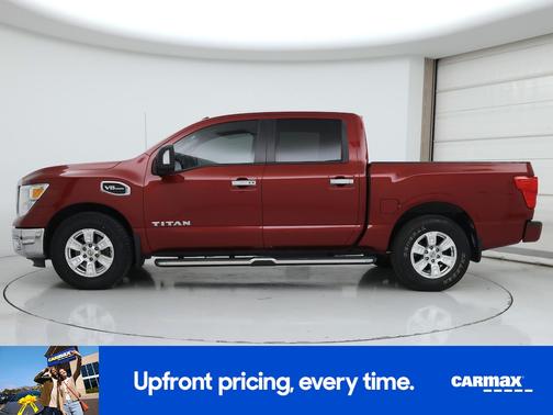 2017 Nissan Titan SV