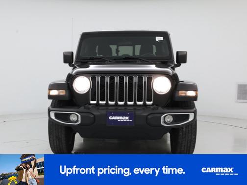 Black 2021 Jeep Gladiator Overland