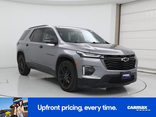 Gray 2023 Chevrolet Traverse Premier