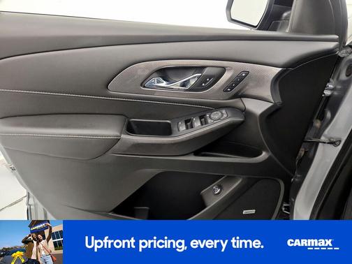 Gray 2023 Chevrolet Traverse Premier
