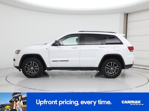 White 2017 Jeep Grand Cherokee Trailhawk