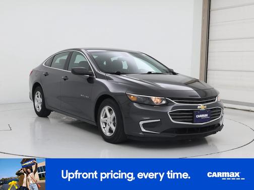 Gray 2018 Chevrolet Malibu LS