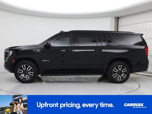 Black 2022 GMC Yukon XL AT4