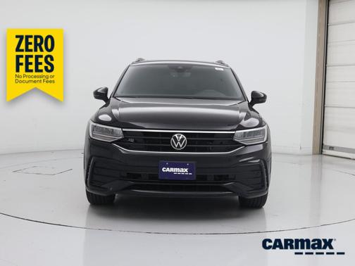 Black 2023 Volkswagen Tiguan SE R-Line Black