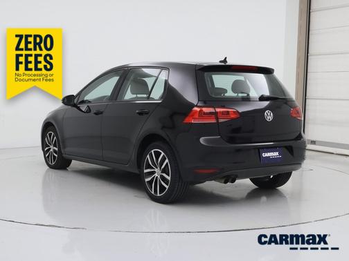 Black 2016 Volkswagen Golf SE