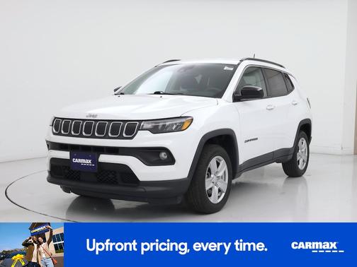 White 2022 Jeep Compass Latitude