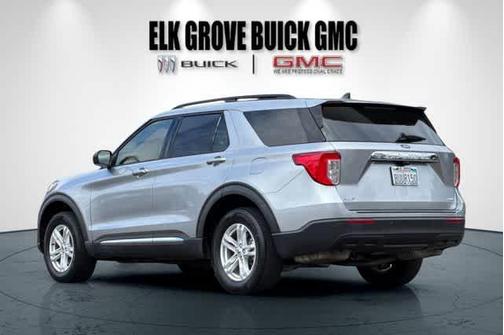 Silver Metallic 2021 Ford Explorer XLT