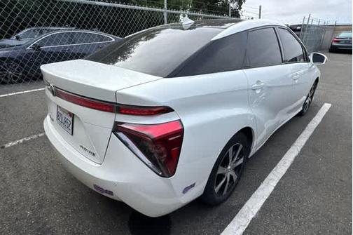 Crystal White 2018 Toyota Mirai Base
