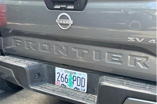 2023 Nissan Frontier SV