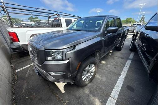 2023 Nissan Frontier SV