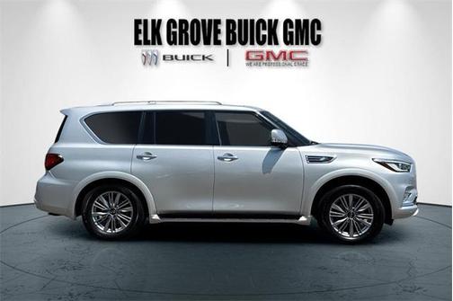 2022 INFINITI QX80 Luxe