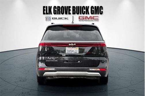 2022 Kia Carnival SX