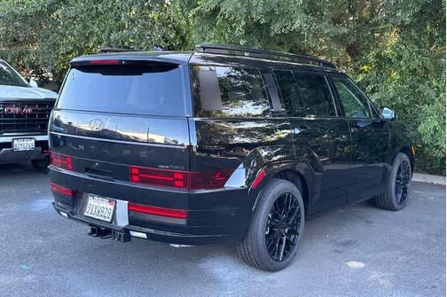 Phantom Black 2025 Hyundai SANTA FE HEV Calligraphy