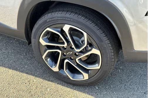 Sterling Gray Metallic 2026 Chevrolet Trax 2RS