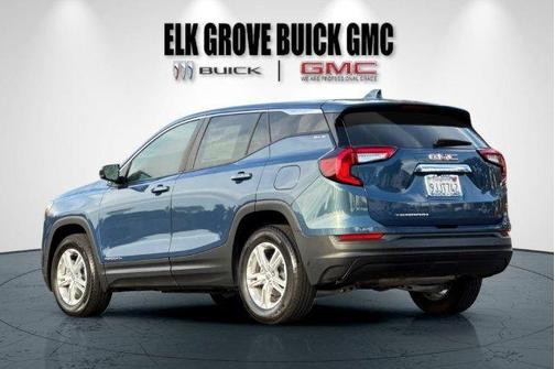 Metallic 2024 GMC Terrain SLE