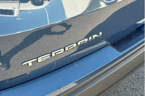 Metallic 2024 GMC Terrain SLE