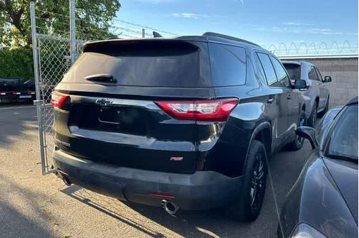 Mosaic Black Metallic 2020 Chevrolet Traverse RS