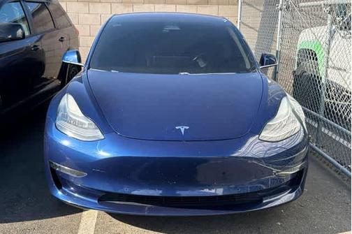 Deep Blue Metallic 2018 Tesla Model 3 Long Range