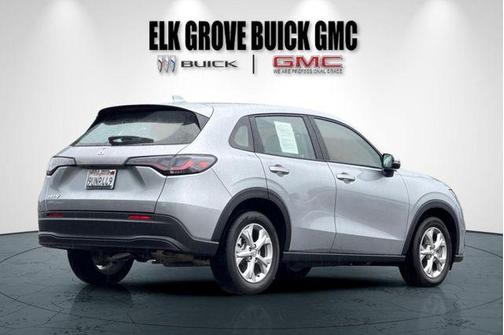 Lunar Silver Metallic 2025 Honda HR-V LX