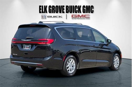 2022 Chrysler Pacifica Touring-L