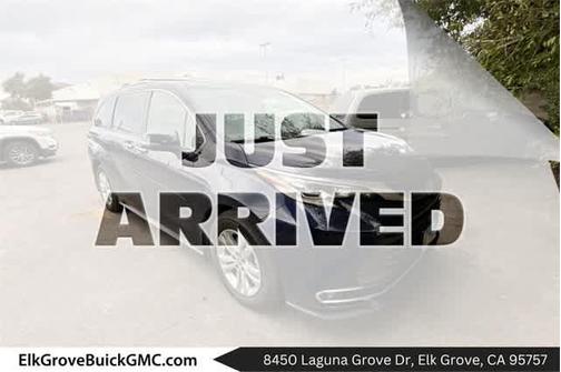 2022 Toyota Sienna Platinum 7 Passenger