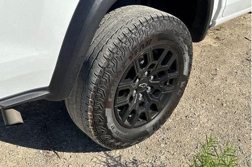 Summit White 2025 Chevrolet Colorado Trail Boss