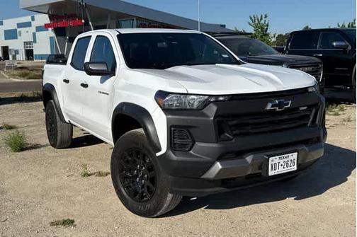 Summit White 2025 Chevrolet Colorado Trail Boss