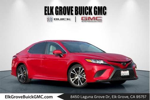2020 Toyota Camry SE