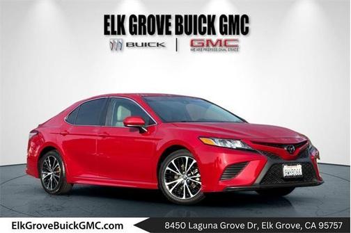 2020 Toyota Camry SE