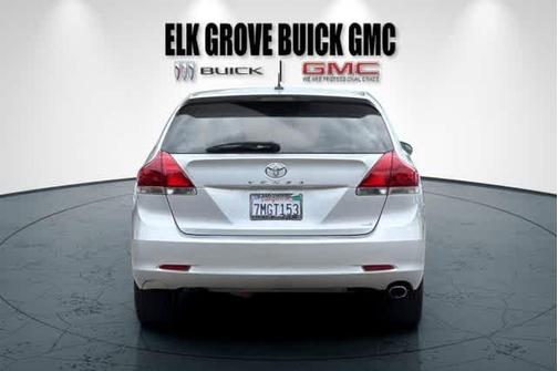 Classic Silver Metallic 2014 Toyota Venza LE