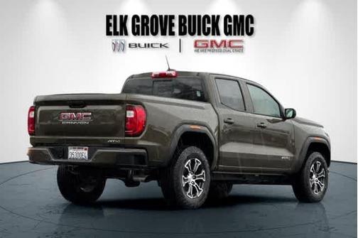 2025 GMC Canyon AT4