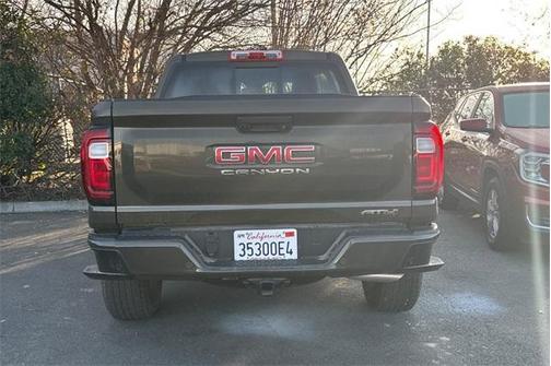 2025 GMC Canyon AT4