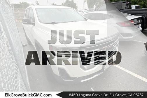 White Frost Tri-Coat 2022 GMC Acadia AT4