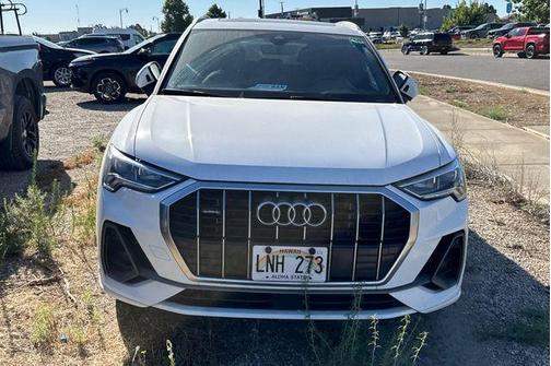 Arkona White 2024 Audi Q3 45 S line Premium