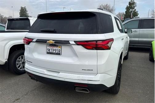 2023 Chevrolet Traverse Premier