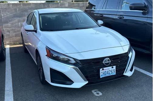 2023 Nissan Altima 2.5 SV