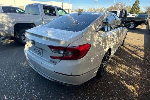 2022 Honda Accord Hybrid Touring