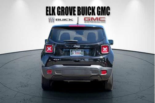 Black Clearcoat 2023 Jeep Renegade Latitude