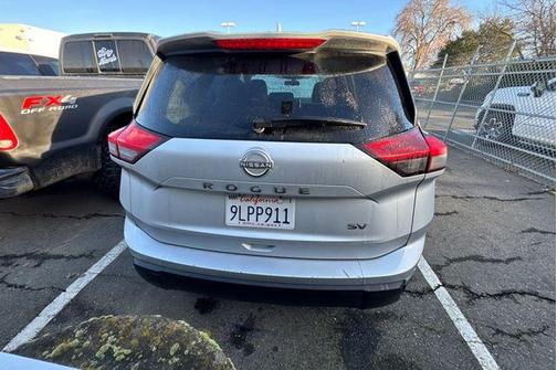 2024 Nissan Rogue SV