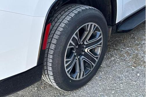 Bright White Clearcoat 2024 Jeep Wagoneer L Series II