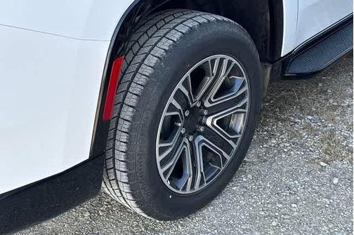 Bright White Clearcoat 2024 Jeep Wagoneer L Series II