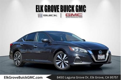 2021 Nissan Altima 2.5 SV
