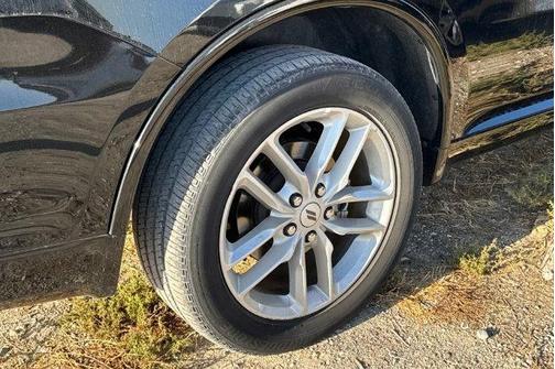 DB Black Crystal Clearcoat 2025 Dodge Durango GT
