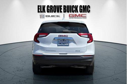 Summit White 2024 GMC Terrain SLE