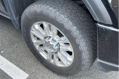 2023 GMC Sierra 2500 Denali