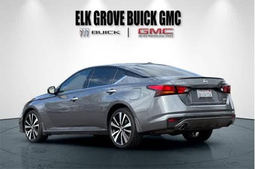 2021 Nissan Altima 2.5 Platinum